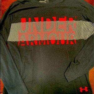 UA Heatgear long sleeve shirt. YLG
